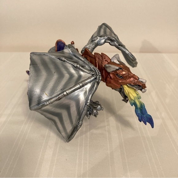 Papo 2007 Silver Fire Breathing Drago w/Bronze Armor Blue Flame Includes sword - Picture 3 of 9